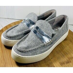 Michael Kors Women's Grey Flannel Shoes Slip-on Loafers Size 7M ( See Pic)
